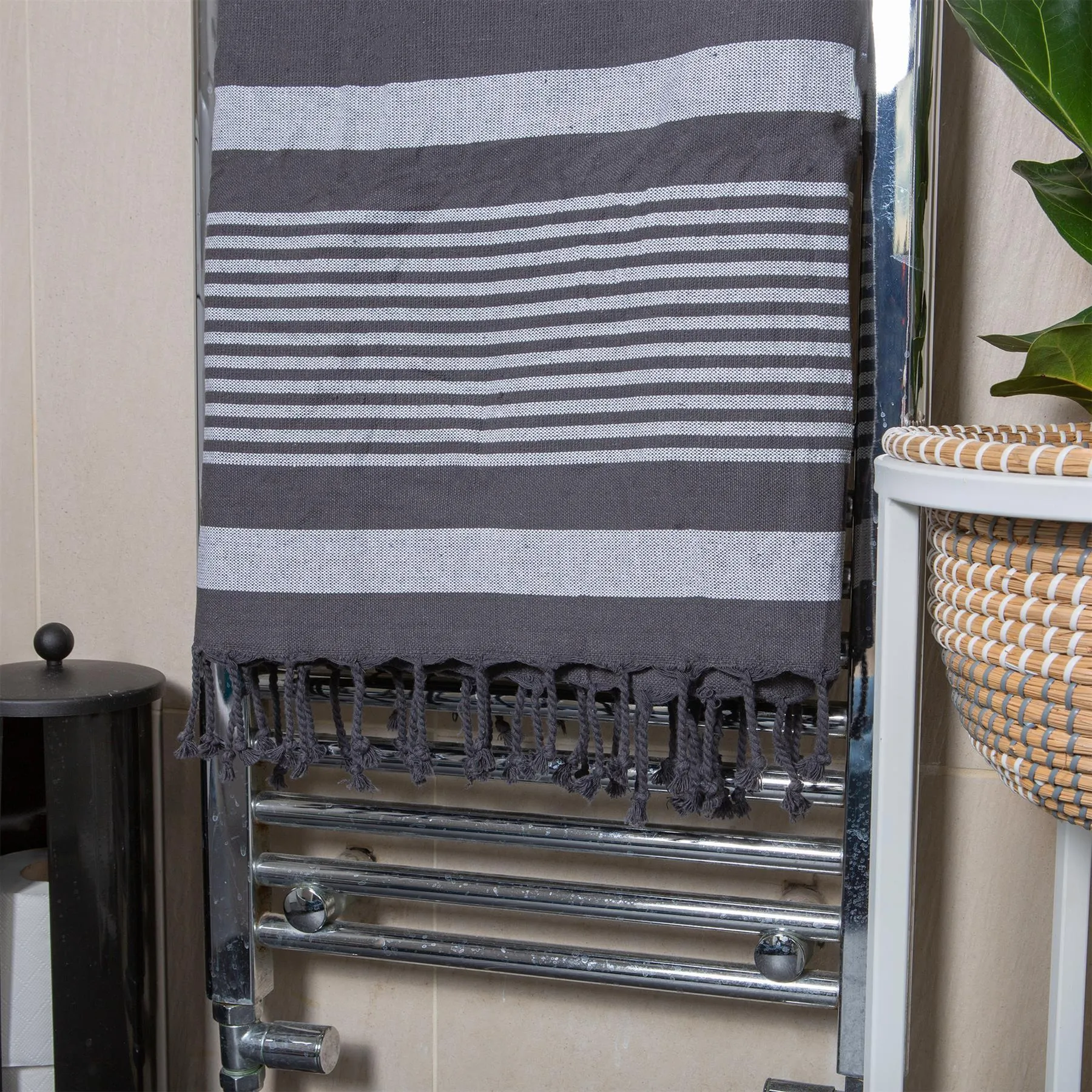 160cm x 90cm Deluxe Turkish Cotton Bath Towel - By Nicola Spring