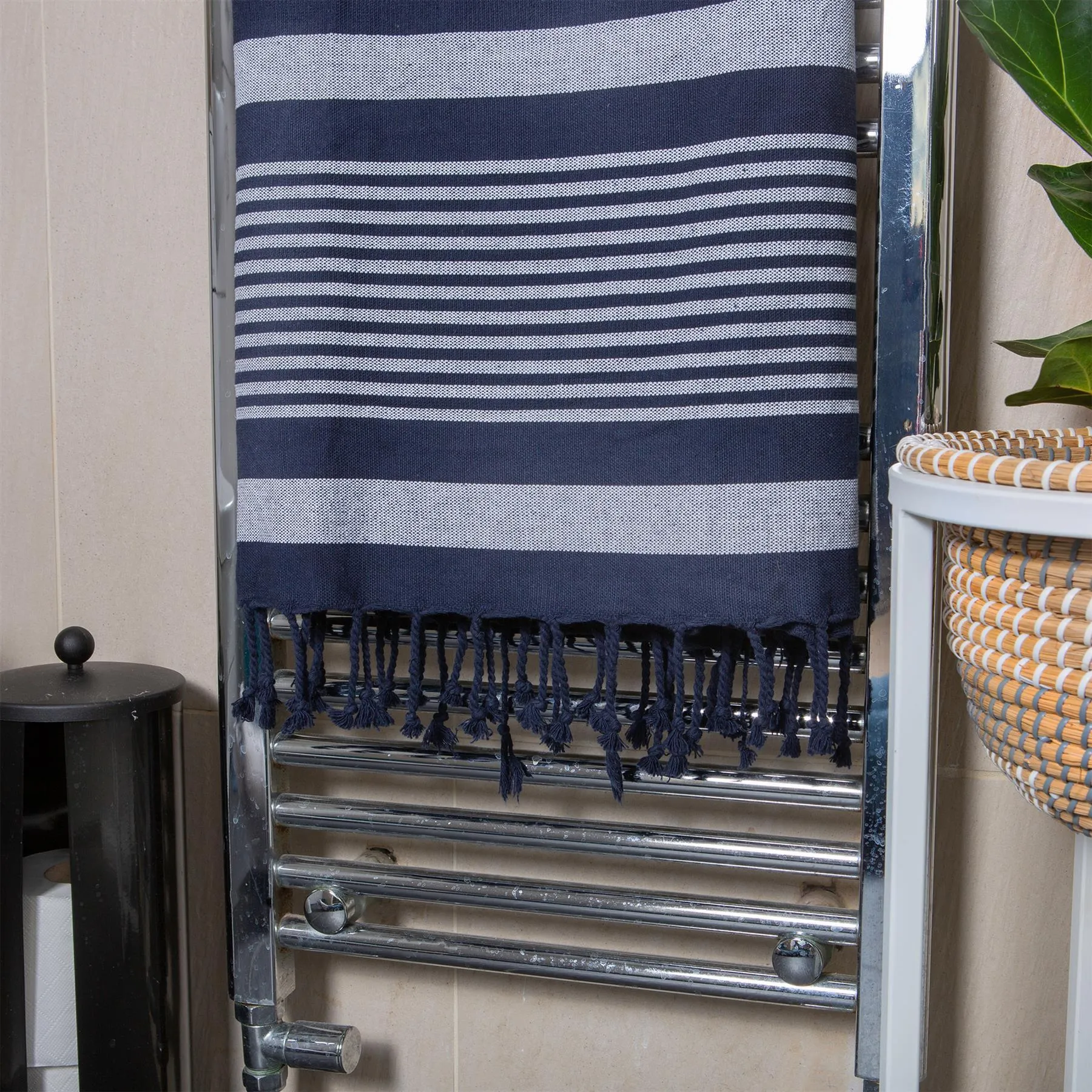 160cm x 90cm Deluxe Turkish Cotton Bath Towel - By Nicola Spring