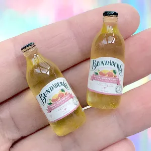 3D Miniature Ginger Beer | Dollhouse Alcoholic Beverage | Doll Food Craft Supplies (2 pcs / Yellow Passionfruit / 12mm x 31mm)