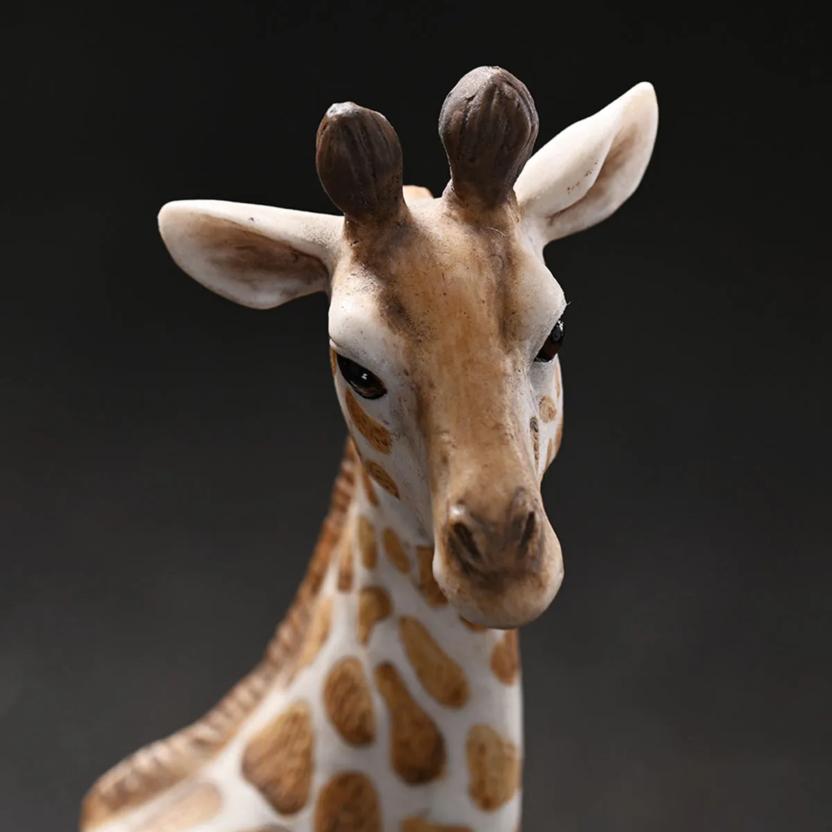 HiPlay HEADCREST, Giraffe, Height 11cm Animal Figurine