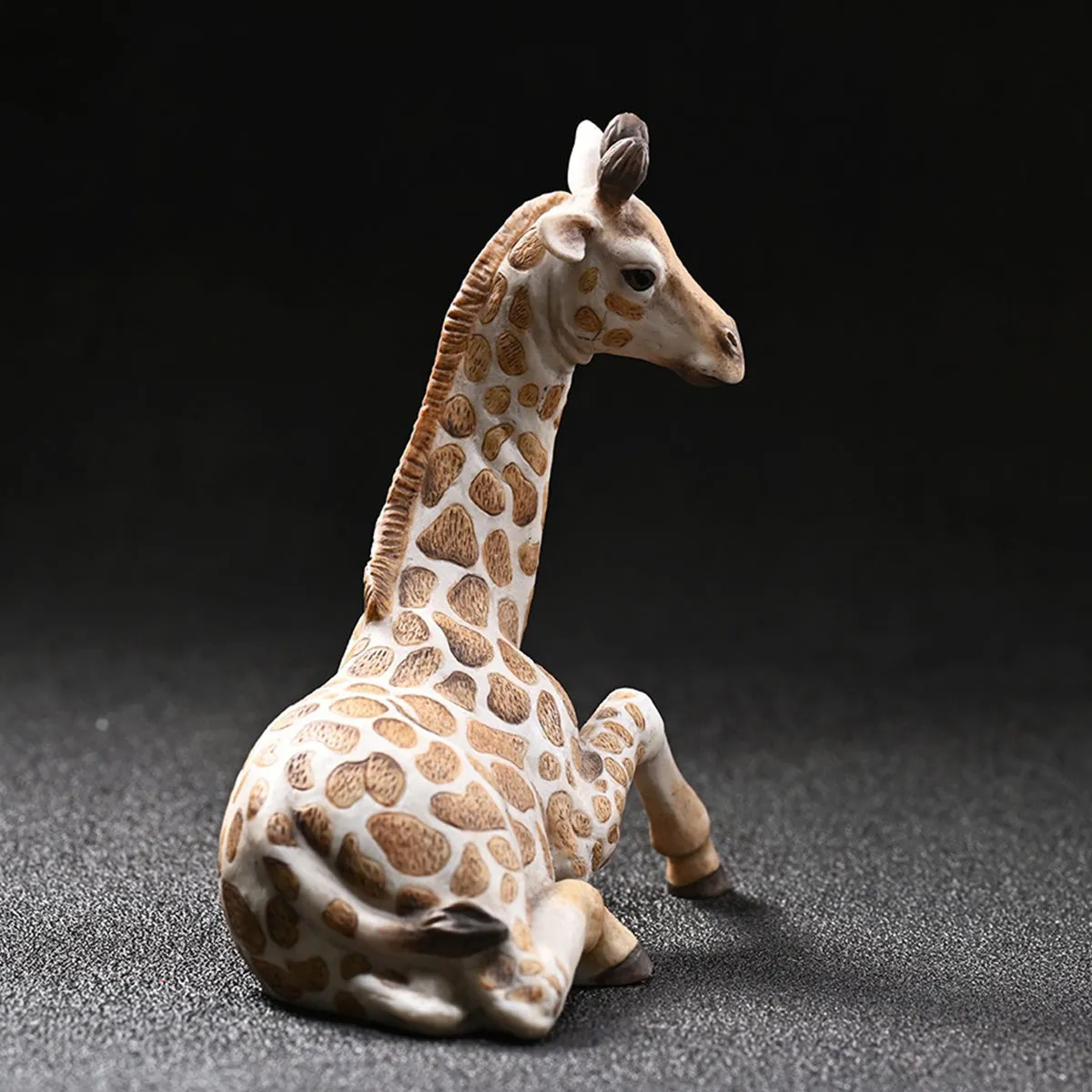 HiPlay HEADCREST, Giraffe, Height 11cm Animal Figurine