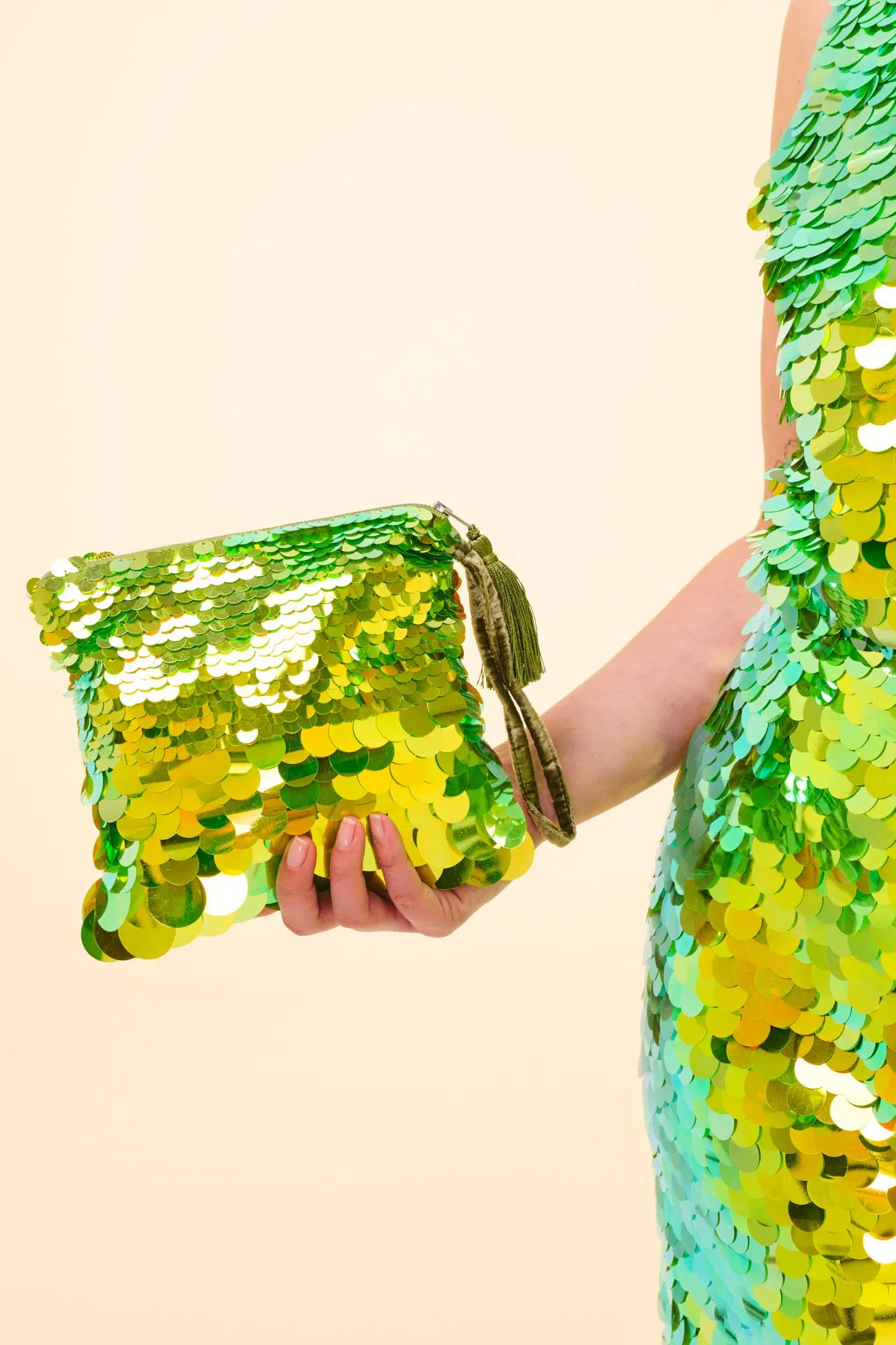 ISLA SEQUIN PURSE - MANTIS