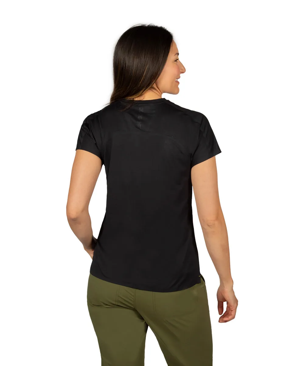 Women's Feathers Short Sleeve Tech-T