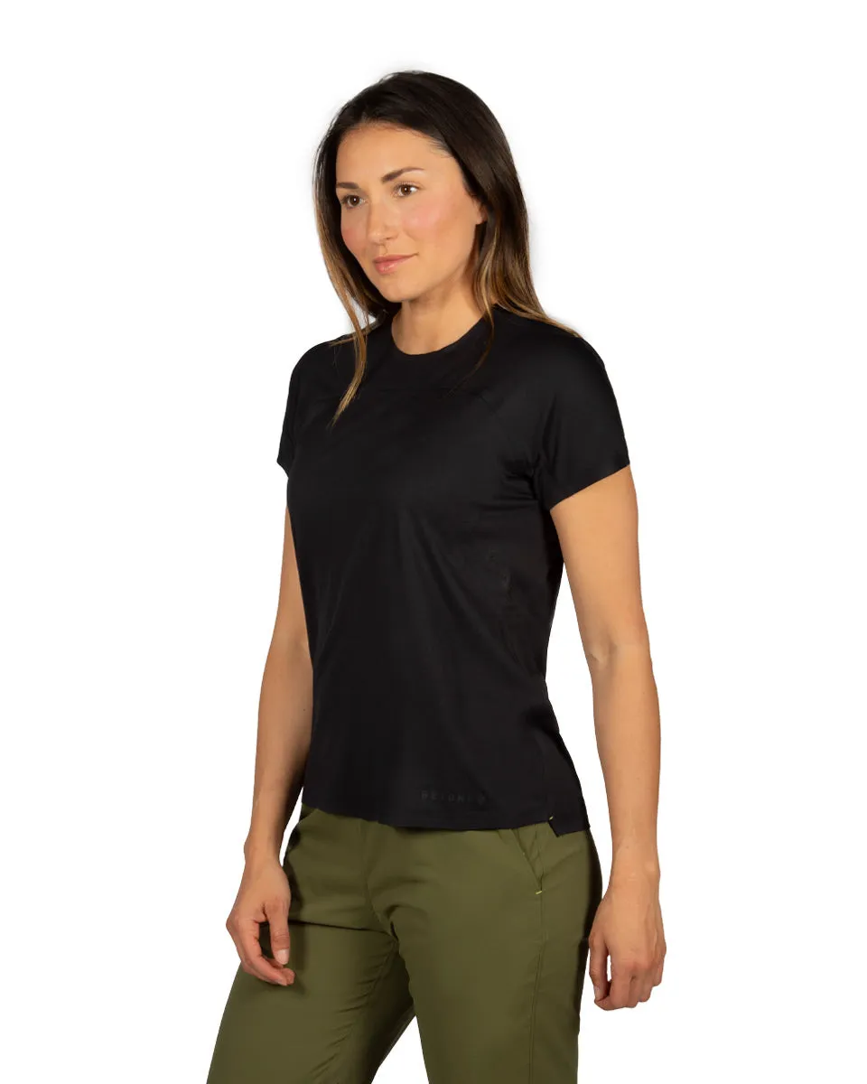 Women's Feathers Short Sleeve Tech-T