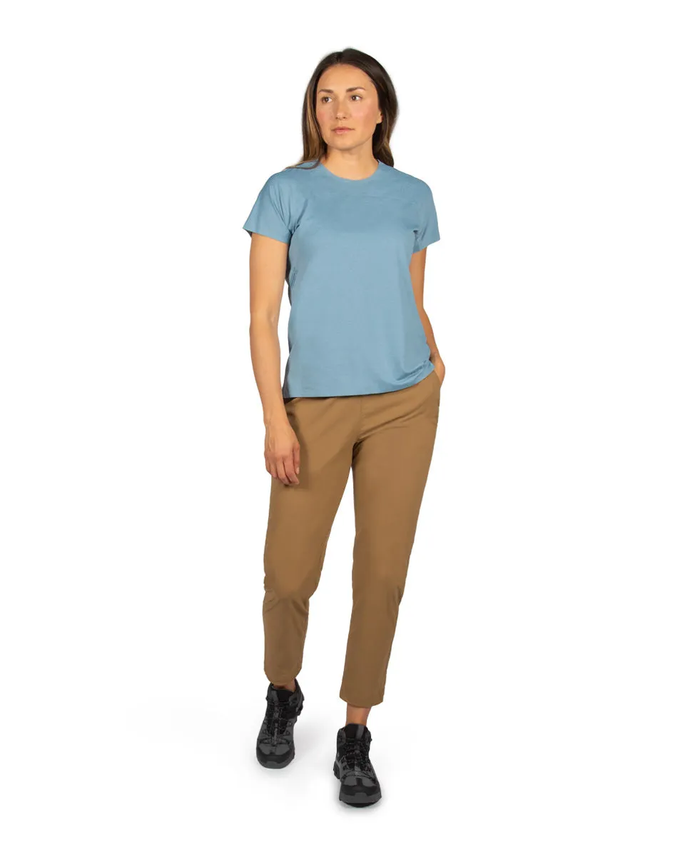 Women's Feathers Short Sleeve Tech-T